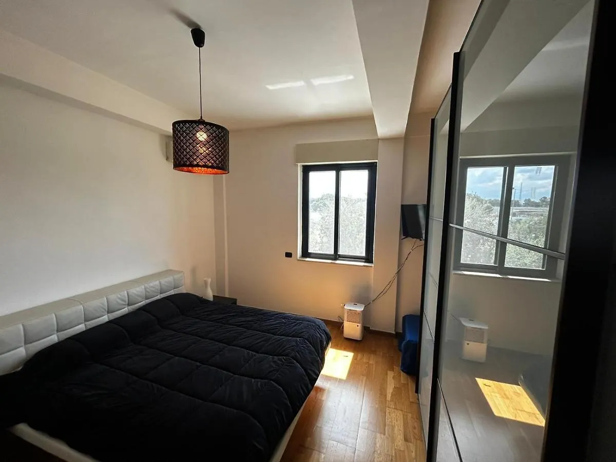 Il Pomo D'Oro Apartment Bari İtalya